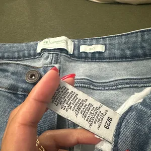 Women’s blue denim relaxed fit thumbnail 3