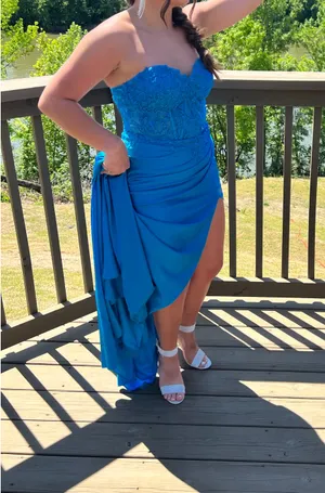 Amarra Prom Dress Blue Size 6 thumbnail 2