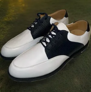 Nike Air Bella Last golf shoes NWOT size 9 never worn thumbnail 1