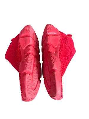Women’s Red Knit Slip-On Athletic Sneakers thumbnail 3
