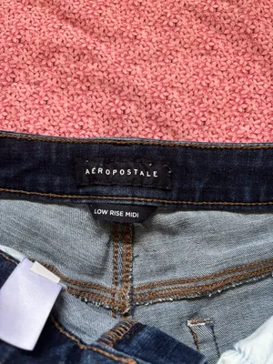 Aeropostale Low-Rise Midi Denim Shorts thumbnail 2