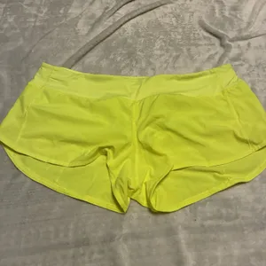 Lululemon Speed Up LR Short 2.5" Lined Neon Yellow Size 12 Athletic Breathable thumbnail 2