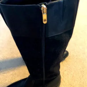 Tommy Hilfiger Black Mid Calf Zip Up Boots with Gold Hardware- Size 8 thumbnail 6