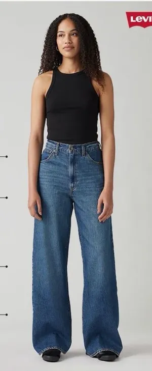 Levi's Women's Cinch Baggy Jeans thumbnail 1