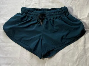 Lululemon Shorts thumbnail 1