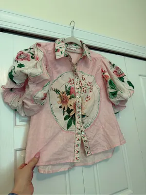 A loves A Pink Floral Button-Up Womens Blouse with Puff Sleeves thumbnail 2