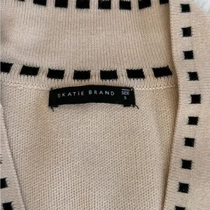Skatie Brand Women's Dolby Coordinating Cozy Knit Sweater Set Size S Beige Black thumbnail 5