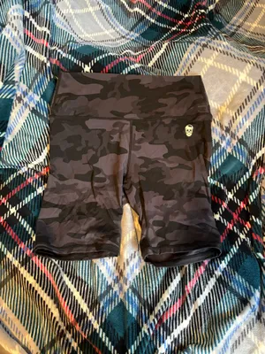 Gymreapers Black Camo Shorts Size M thumbnail 2