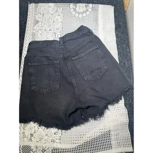 AGOLDE Crisscross Black Denim Shorts thumbnail 4