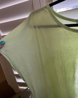 Old Navy Active Top thumbnail 2