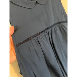 Abercrombie & Fitch sleeveless blouse (Size XS) in a soft slate/steel blue thumbnail 4