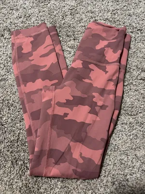 Lululemon Wunder Train High-Rise Crop 23" size 0 thumbnail 1