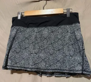 Lululemon skirt thumbnail 1