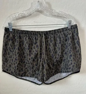 Old navy active shorts  thumbnail 1