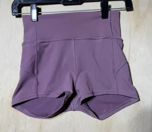 Lululemon Rogue Renegade High Rise Shorts 2.5" Size 4 Midnight Orchid Pockets thumbnail 1