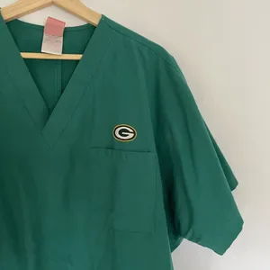 NFL nurse sz L gophers scrubs green‎ short sleeved top v-neck lightweight thumbnail 2