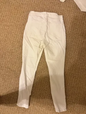 Old Navy High Rise Wow Skinny Jeans thumbnail 3