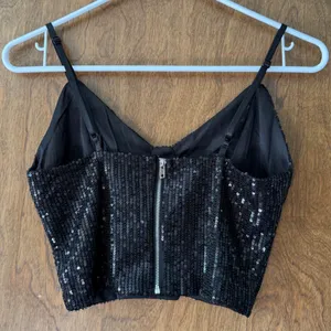 Boutique Black Sequin Sz M Womens Cropped Camisole Zip Up Rave Festival Party Going Out thumbnail 4