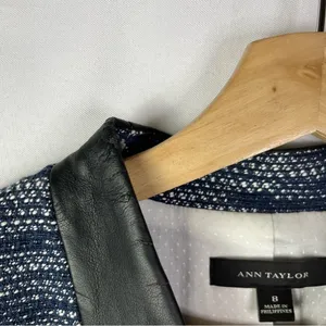 Ann‎ Taylor Navy Blue Tweed Faux Leather Blazer Jacket 8 thumbnail 5