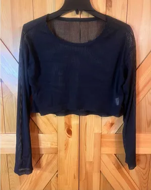 Dazy long sleeve shirt, blouse, size medium ￼(1591) Black thumbnail 1