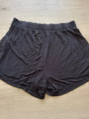 Women’s Black Shorts with Elastic Waistband thumbnail 2