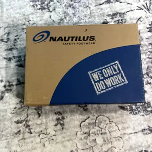 Nautilus Women's N1061 Safety Comp Toe Sneakers Sz 5M thumbnail 2