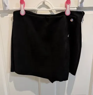 Zara Black Mini Wrap Skort thumbnail 1
