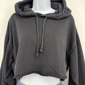 TNA‎ Aritzia Airyaf Women Fleece Crop Hoodie Black Size 2 XS Boxy Sweatshirt thumbnail 4