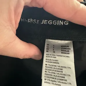 American Eagle hi rise stretchy black normcore 6 jeggings thumbnail 2