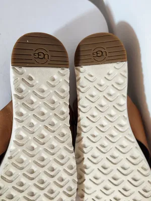 UGG Kari Brown Leather Strappy Sandals Size 9 thumbnail 8