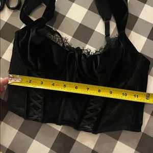Victoria’s Secret Dream Angels Black Corset Bra Velvet Velour Small Black Goth thumbnail 13
