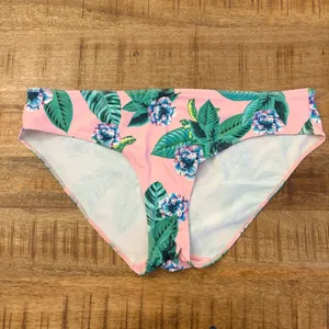 Asos Bikini Set M Tropical Floral Ruffle‎ Pink Two Piece Swimsuit Bathing Suit thumbnail 5