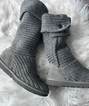 UGG Australia Women Classic Cardy Knit Boots Size 5 Gray thumbnail 1