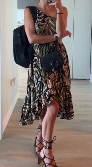 Boutique Dress thumbnail 3