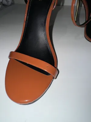 EXPRESS Gold Heeled Brown Sandal Heels (8) thumbnail 4