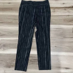 Alice and Olivia Straight Black White Pinstripe Pants Women’s 6 thumbnail 2