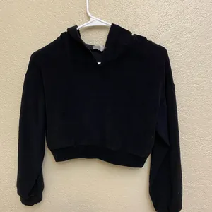 Paperoc super cute set with cropped hoodie and mini skirt thumbnail 7