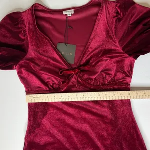 NWT Le Lis Crimson Velvet Babydoll Puff Sleeve Mini Dress Small Holiday Bow‎ thumbnail 12