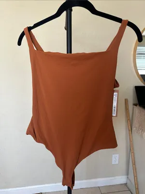 Skims fits everybody square neck bodysuit BRONZE size L NWT thumbnail 2