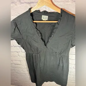 Converse solid black casual dress vneck women’s size large‎ thumbnail 3