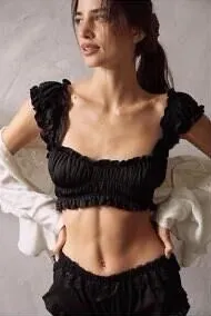 ✨Intimately Free People Cinched Cropped Black Sz Large Tank✨ thumbnail 1