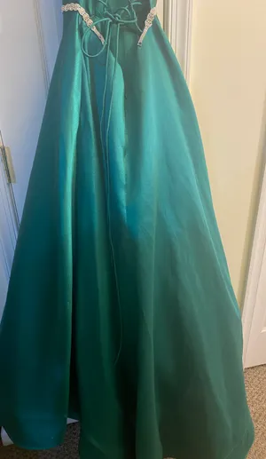 Sherri Hill Prom Dress thumbnail 5