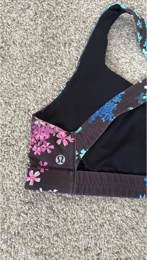 Lululemon Sports Bra thumbnail 2