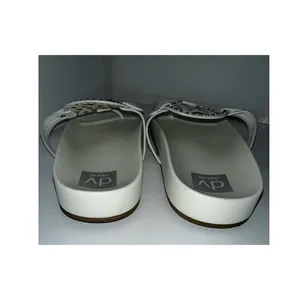 DV by Dolce Vita‎ Pilar Medallion Sandals size 8M thumbnail 4