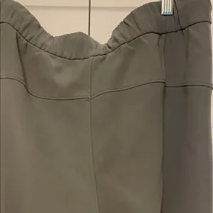 lululemon athletica Women's on the fly pants Joggers thumbnail 5