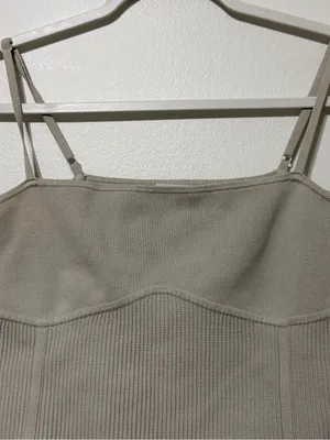 Aritzia Babaton Suite Sculpt Knit Bustier Size XL Top in MATTE PEARL Ribbed Tank thumbnail 4