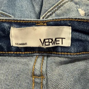 Vervet Women’s Distressed Straight Leg Jeans Size 26 thumbnail 6