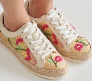Dolce Vita Azalia Floral Embroidered Woven Raffia Sneakers Size 8.5 thumbnail 1