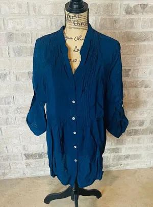 Women’s Dressbarn Blue Button Up Blouse thumbnail 1