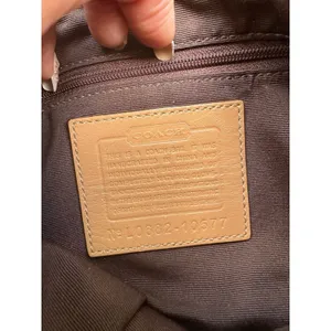 VTG Y2K Coach 10578 British Tan Soho Buckle Flap Cowhide Leather Shoulder Bag thumbnail 6